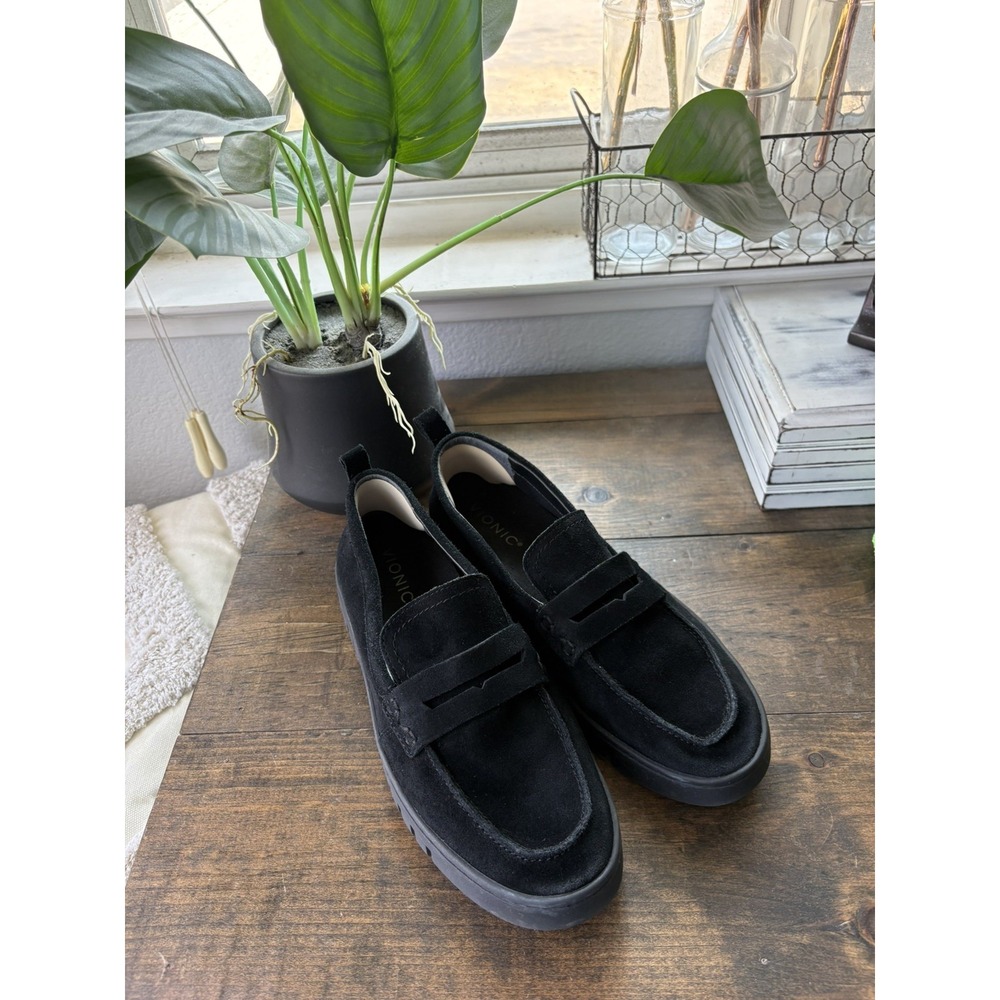 Vionic Women's Uptown Loafer Size 8 Black Suede Casual Orthotic Flats